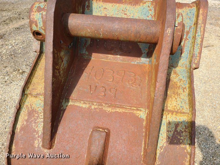 image for item FX9503 Esco 255 32"W excavator bucket