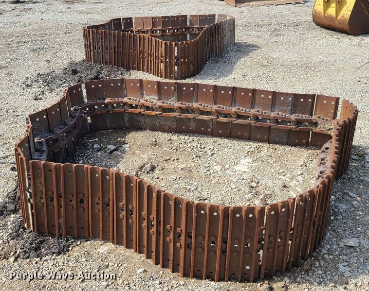 image for item FX9505 Kubota KXO80 excavator tracks