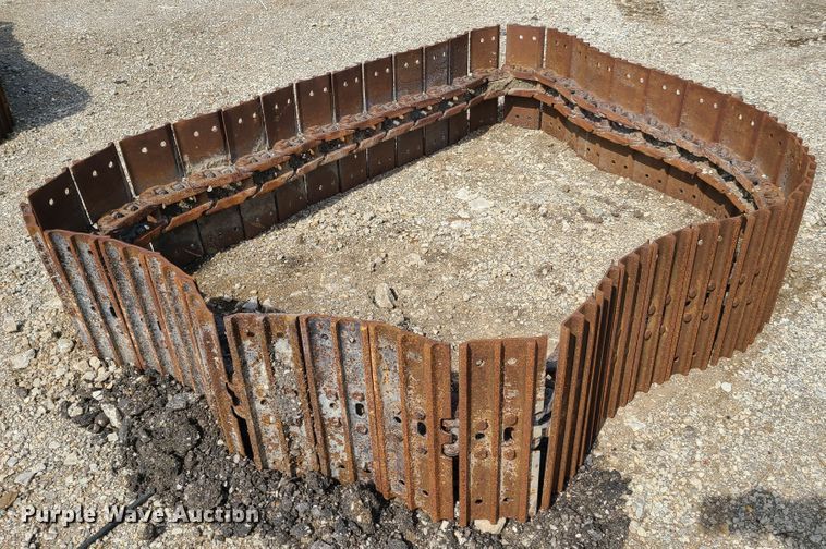 image for item FX9505 Kubota KXO80 excavator tracks