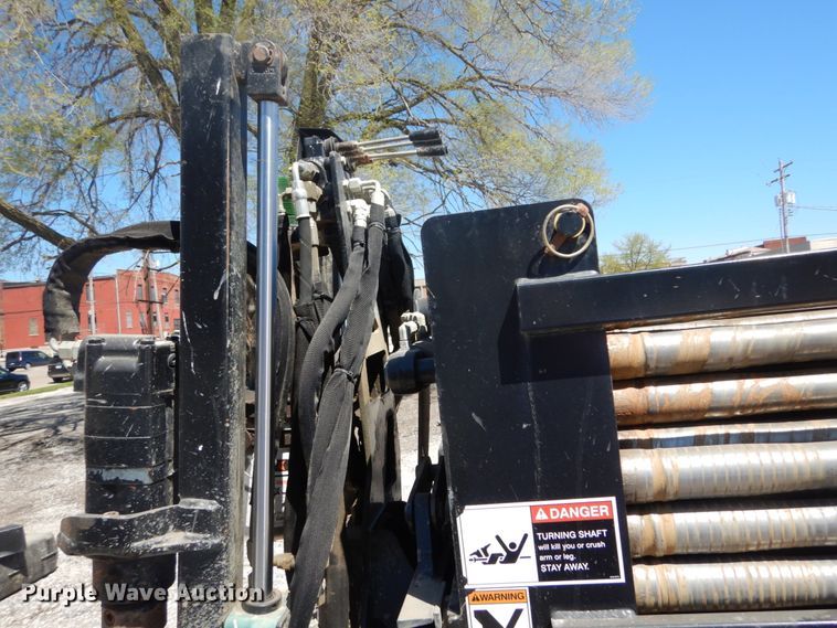 image for item GB9962 2012 Ditch Witch JT1220 Mach 1 directional boring unit