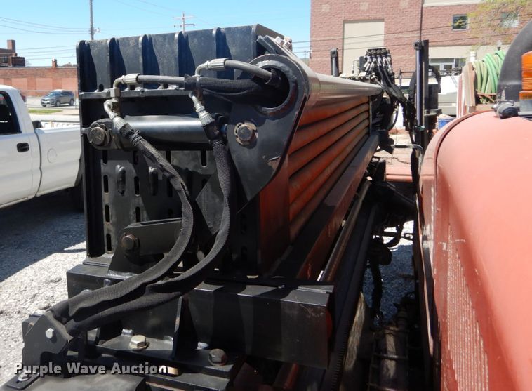 image for item GB9962 2012 Ditch Witch JT1220 Mach 1 directional boring unit