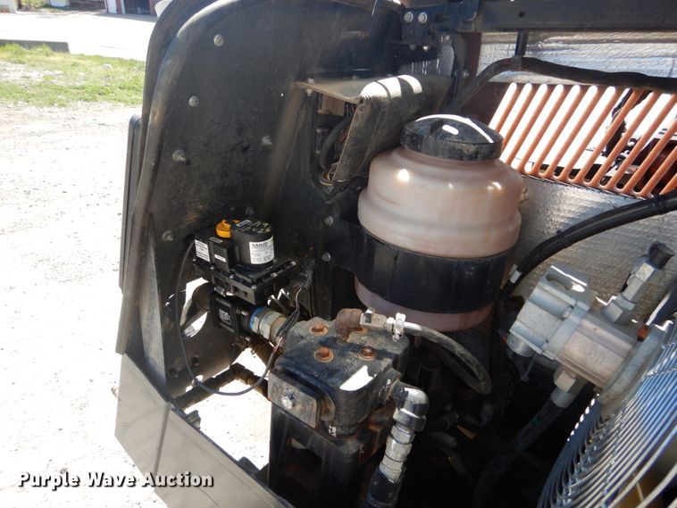 image for item GB9962 2012 Ditch Witch JT1220 Mach 1 directional boring unit