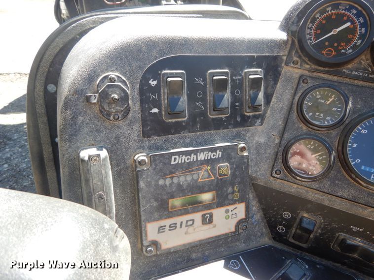 image for item GB9962 2012 Ditch Witch JT1220 Mach 1 directional boring unit