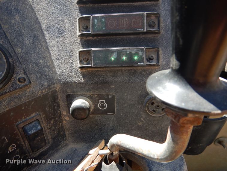 image for item GB9962 2012 Ditch Witch JT1220 Mach 1 directional boring unit