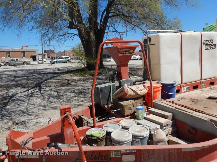 image for item GB9962 2012 Ditch Witch JT1220 Mach 1 directional boring unit