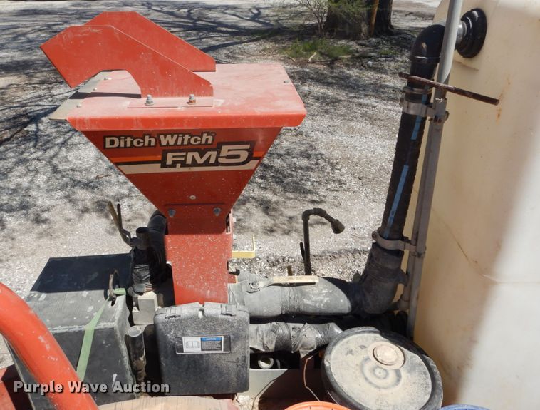 image for item GB9962 2012 Ditch Witch JT1220 Mach 1 directional boring unit
