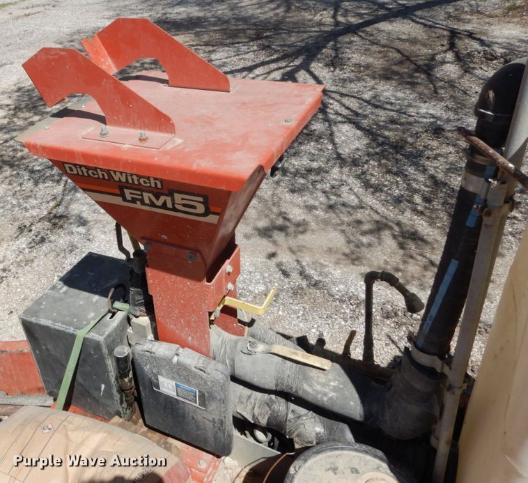 image for item GB9962 2012 Ditch Witch JT1220 Mach 1 directional boring unit