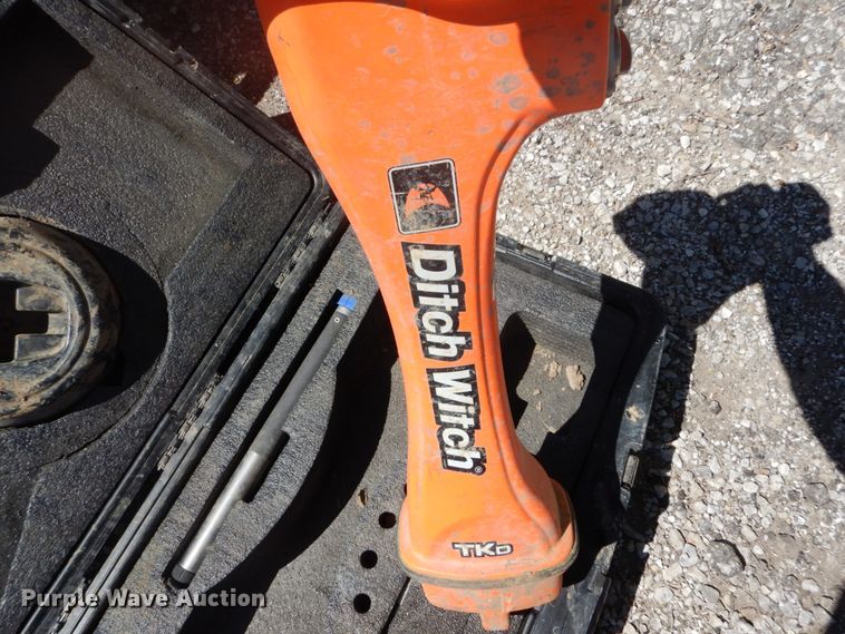 image for item GB9962 2012 Ditch Witch JT1220 Mach 1 directional boring unit