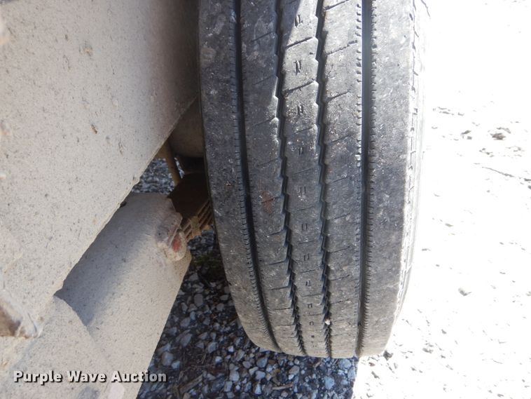 image for item GB9962 2012 Ditch Witch JT1220 Mach 1 directional boring unit