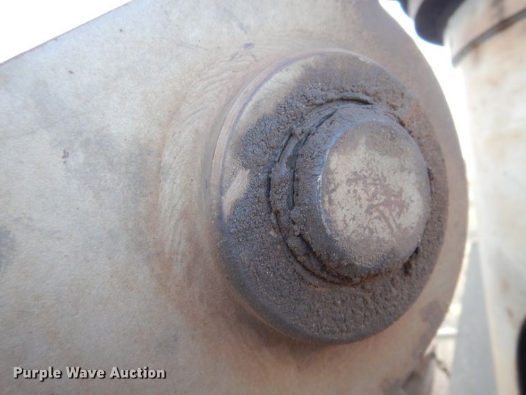 image for item GE9374 1994 Kenworth T800 log loader truck with trailer