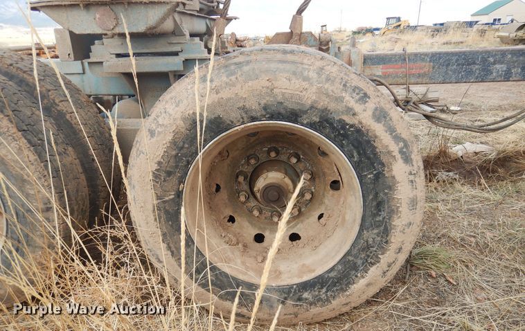 image for item GE9374 1994 Kenworth T800 log loader truck with trailer