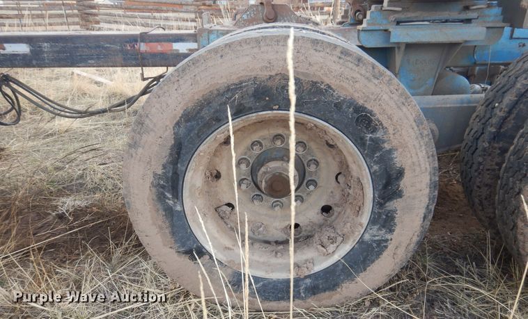 image for item GE9374 1994 Kenworth T800 log loader truck with trailer