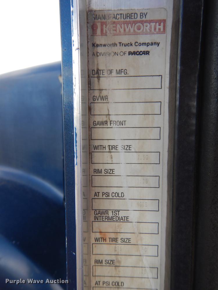 image for item GE9374 1994 Kenworth T800 log loader truck with trailer