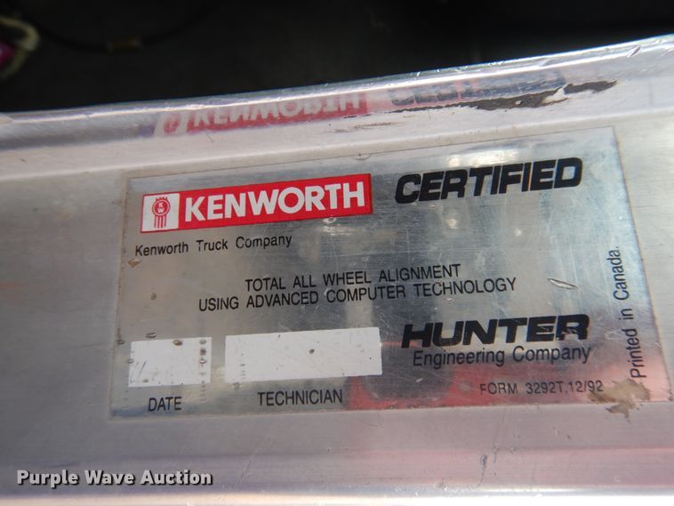 image for item GE9374 1994 Kenworth T800 log loader truck with trailer