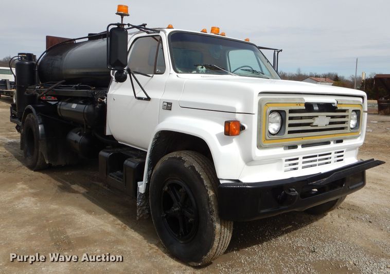 image for item GG9723 1984 Chevrolet C70 oil distribution truck