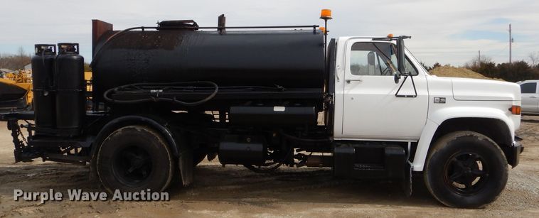 image for item GG9723 1984 Chevrolet C70 oil distribution truck