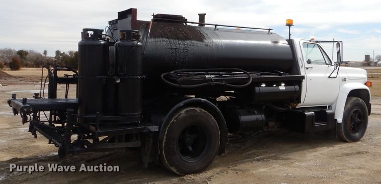 image for item GG9723 1984 Chevrolet C70 oil distribution truck