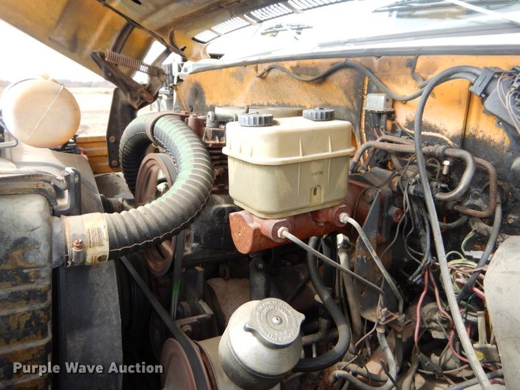 image for item GG9723 1984 Chevrolet C70 oil distribution truck