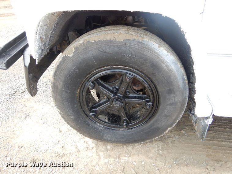 image for item GG9723 1984 Chevrolet C70 oil distribution truck