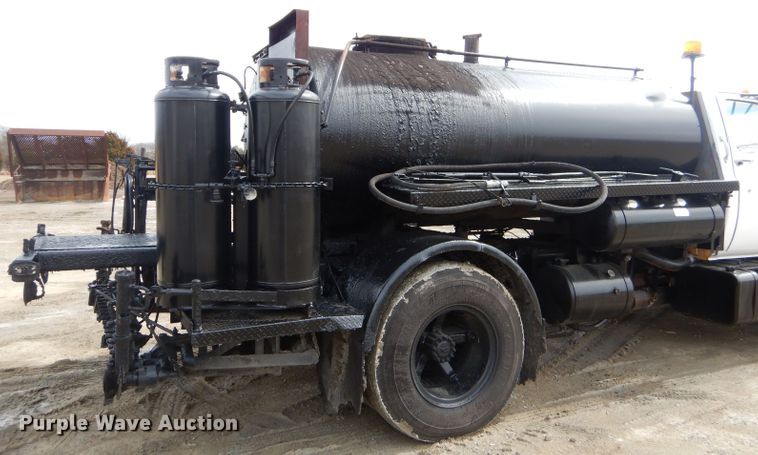 image for item GG9723 1984 Chevrolet C70 oil distribution truck