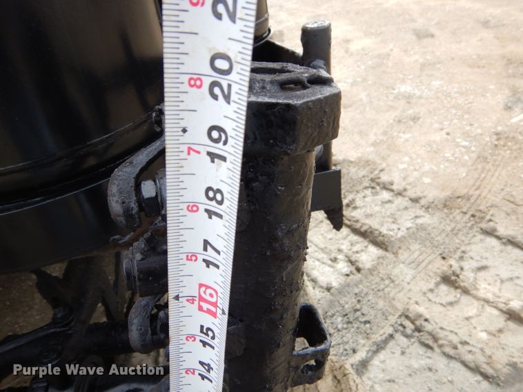 image for item GG9723 1984 Chevrolet C70 oil distribution truck