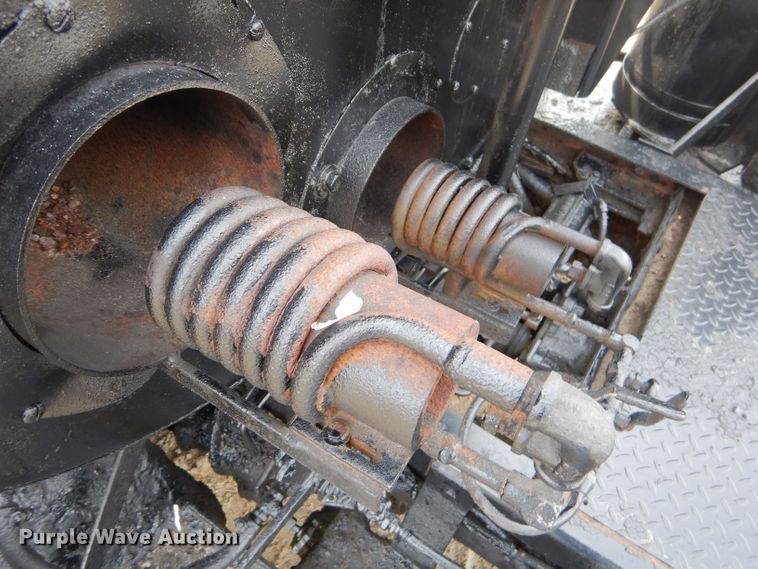 image for item GG9723 1984 Chevrolet C70 oil distribution truck