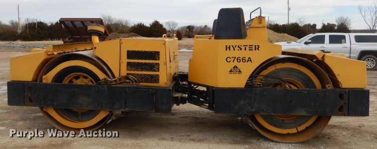 image for item GG9724 Hyster C766A vibratory double drum roller