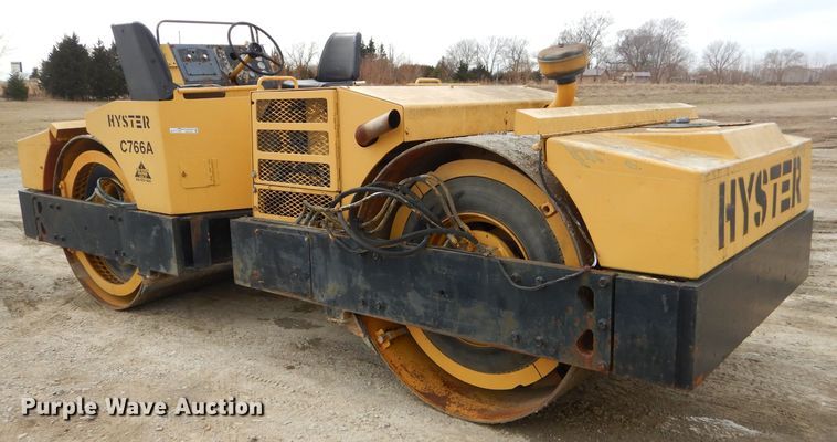 image for item GG9724 Hyster C766A vibratory double drum roller