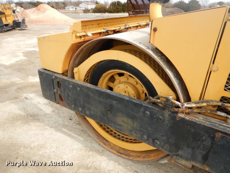 image for item GG9724 Hyster C766A vibratory double drum roller