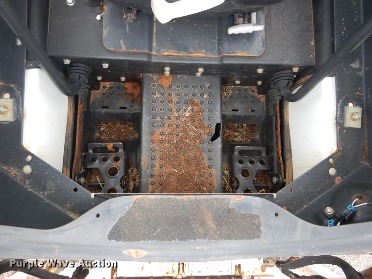 image for item GK9213 2016 Bobcat T450  tracked skid steer loader