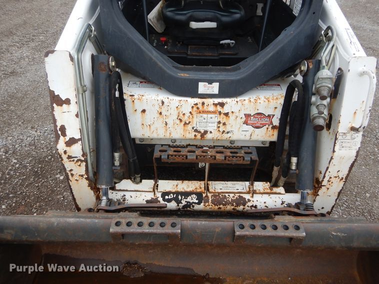 image for item GK9213 2016 Bobcat T450  tracked skid steer loader