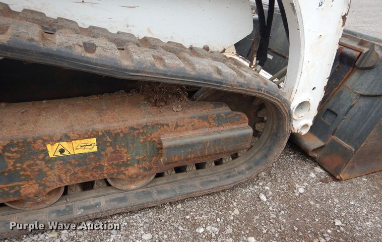 image for item GK9213 2016 Bobcat T450  tracked skid steer loader