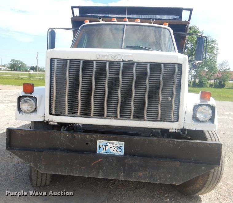 image for item GN9249 1985 GMC Brigadier dump truck