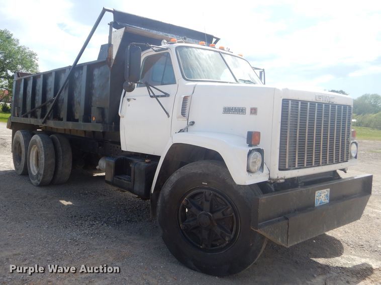 image for item GN9249 1985 GMC Brigadier dump truck