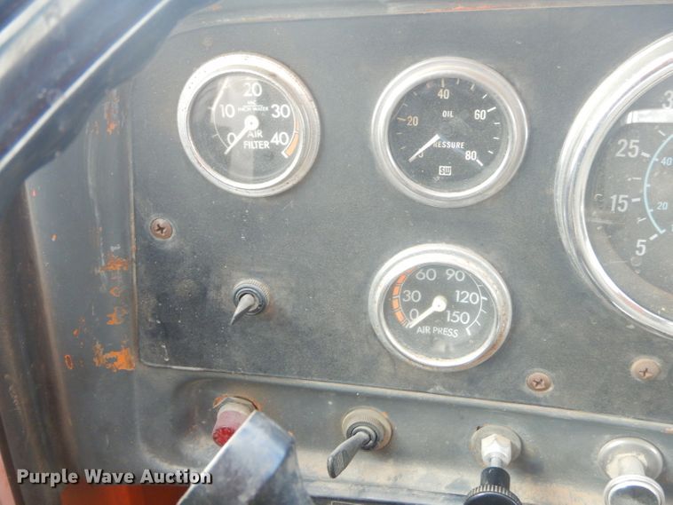 image for item GN9249 1985 GMC Brigadier dump truck