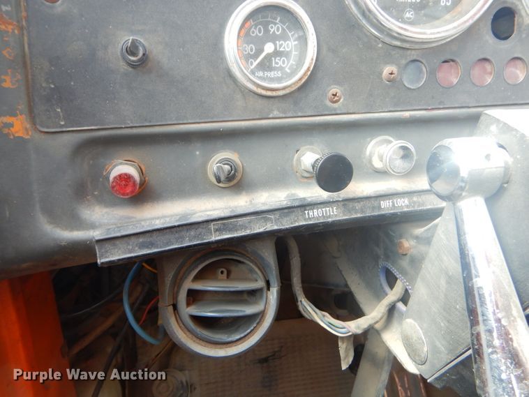 image for item GN9249 1985 GMC Brigadier dump truck