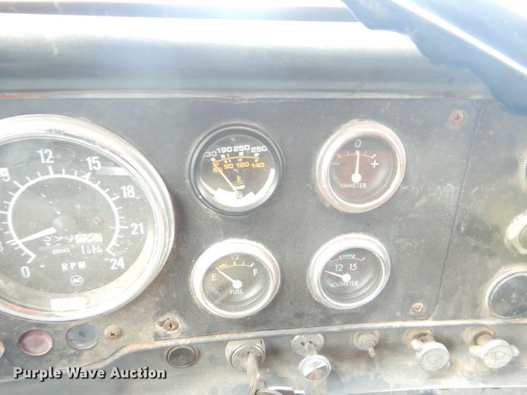 image for item GN9249 1985 GMC Brigadier dump truck