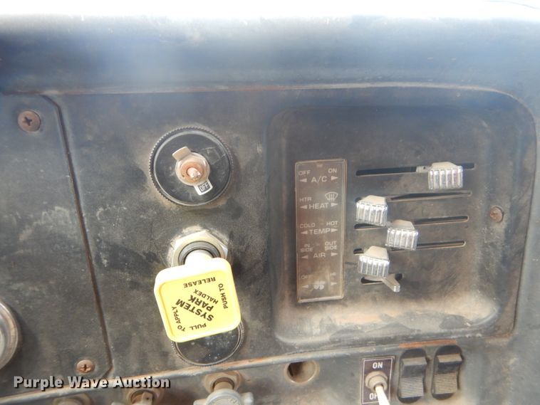 image for item GN9249 1985 GMC Brigadier dump truck