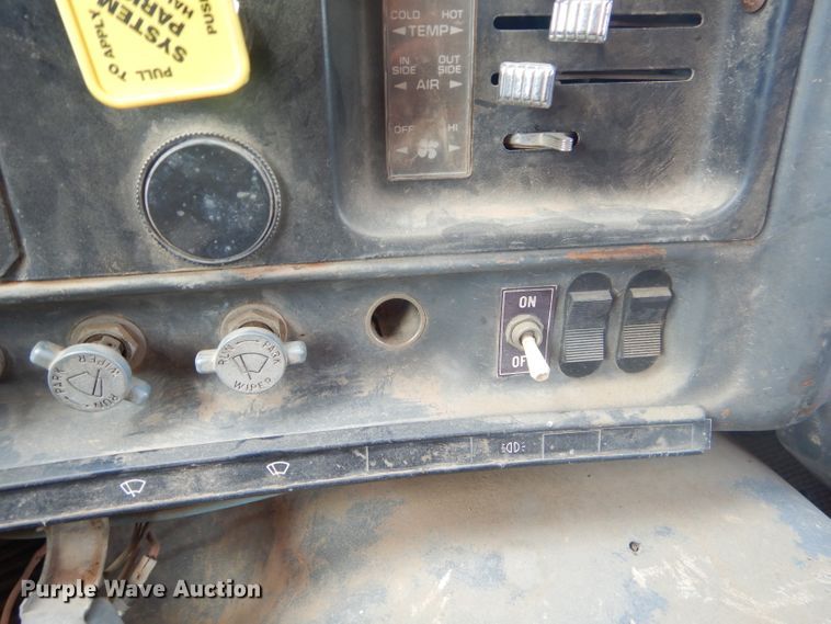 image for item GN9249 1985 GMC Brigadier dump truck