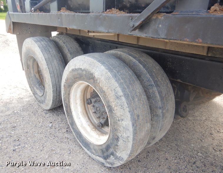 image for item GN9249 1985 GMC Brigadier dump truck