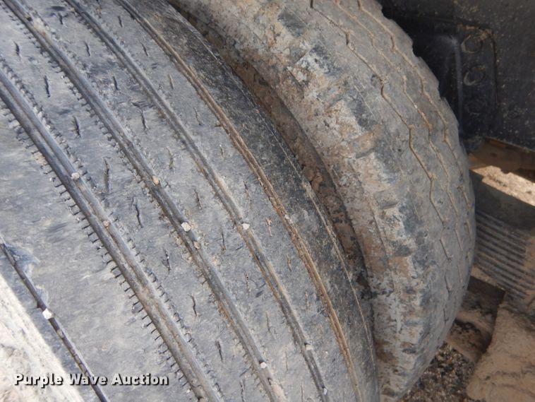 image for item GN9249 1985 GMC Brigadier dump truck