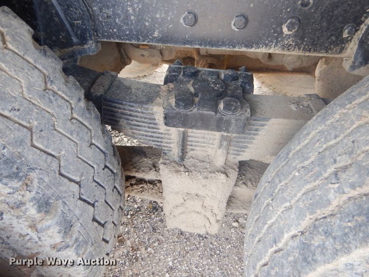 image for item GN9249 1985 GMC Brigadier dump truck