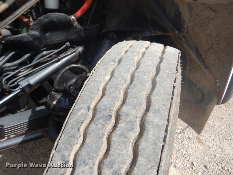 image for item GN9249 1985 GMC Brigadier dump truck