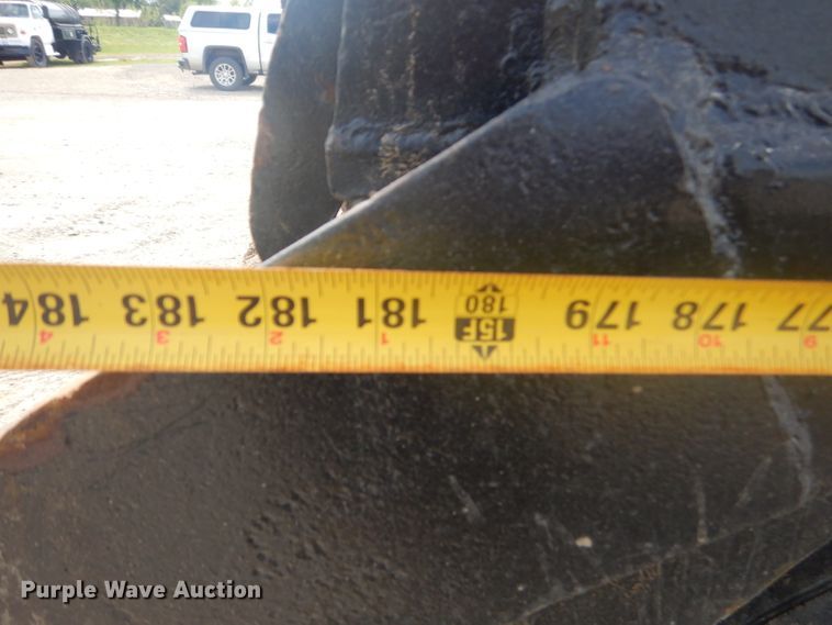 image for item GN9249 1985 GMC Brigadier dump truck