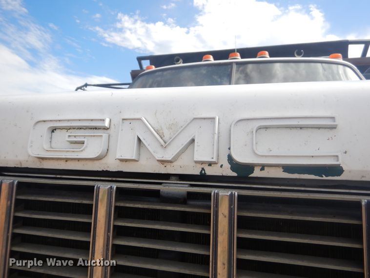 image for item GN9249 1985 GMC Brigadier dump truck