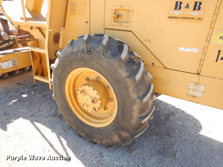 image for item GN9256 1998 Caterpillar CP-433C single drum vibratory roller