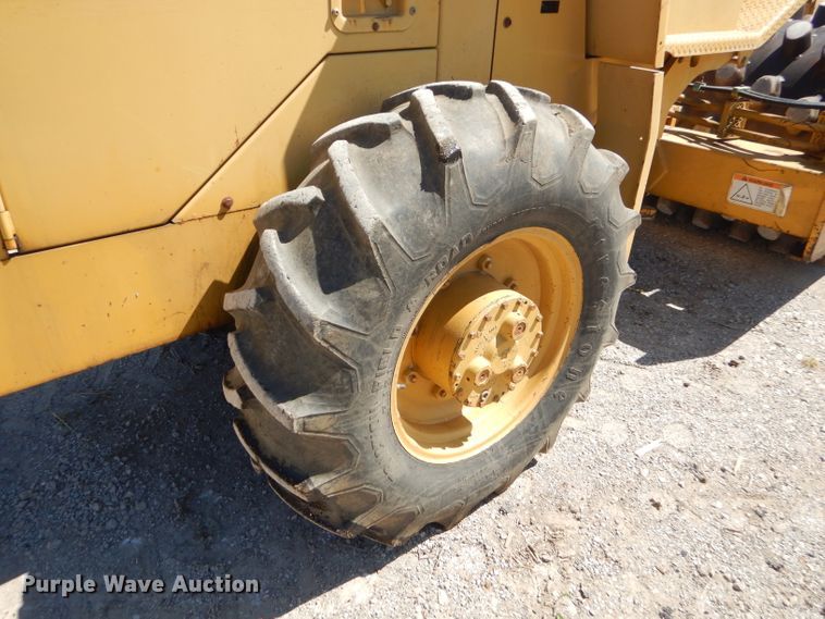 image for item GN9256 1998 Caterpillar CP-433C single drum vibratory roller