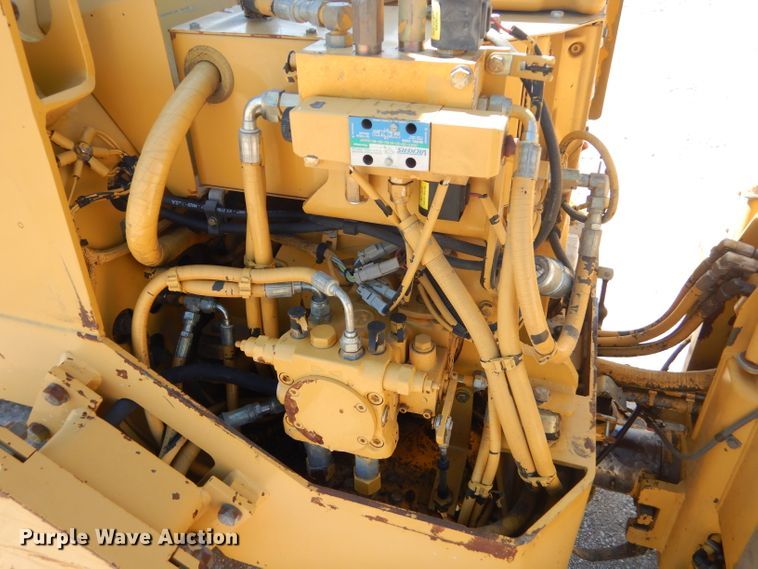 image for item GN9257 1996 Caterpillar CB224C vibratory double drum roller