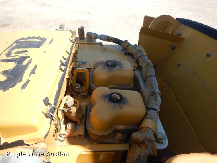 image for item GN9257 1996 Caterpillar CB224C vibratory double drum roller