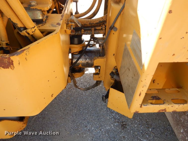 image for item GN9257 1996 Caterpillar CB224C vibratory double drum roller